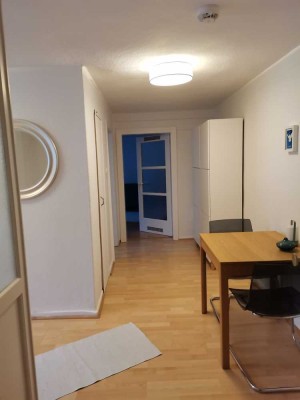1-Zi. DG-Wohnung in Eilenriedennähe