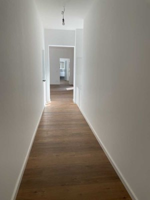 Erstbezug nach energetischer Kernsanierung im wunderschönem Altbau