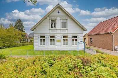 Denkmalgeschütztes teilrestauriertes Stadthaus unweit des Elbdeichs