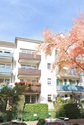 Stilvolle 2,5-Raum-Wohnung mit gehobener Innenausstattung mit Einbauküche in Düsseldorf