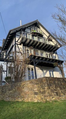 Extravagante 2-Zimmer-Erdgeschosswohnung mit  großer Gartenterrasse in Wiehl