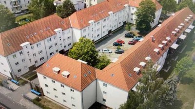 ++Helle sanierte Zweiraumwohnung++Tageslichtbad++Balkon++