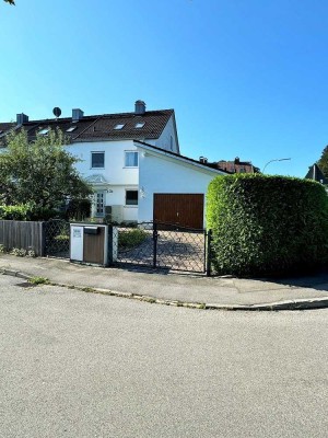 geräumiges Reiheneckhaus mit Traumgarten am Wörthsee