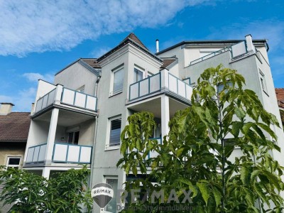 "Lebensqualität im Zentrum – helle 2-Zimmer-Wohnung mit Süd-West-Balkon!"