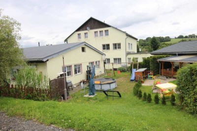 OH-128-25 Mehrfamilienwohnhaus und Reihenhäuser in Schlettau im Erzgebirge