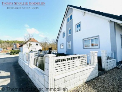 Erdgeschosswohnung in Adelsdorf - Eigener Garten, Pool und Garage
