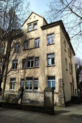 Schöne & großzügige 2,5-Zimmer-Wohnung zentrumsnah in Pirna