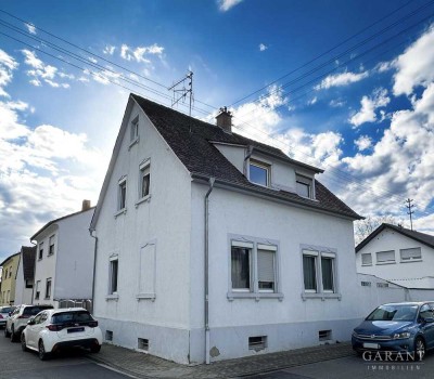 *** Zwei Häuser, ein Preis - Ihr neues Zuhause mit vielfältigen Möglichkeiten in Sandhausen ***