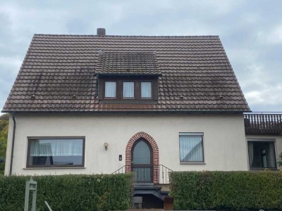 4-Zimmer Altbau-Wohnung in Gundelsheim - befristet zu vermieten
