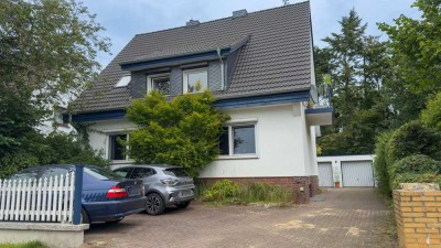 Helle Maisonette-Wohnung mit Süd-Balkon & Stellplatz – zentral und ruhig nahe FH und Famila-Center!