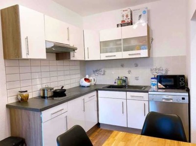 Gepflegte, praktische kleine Dreiraumwohnung in grünem Wohnumfeld