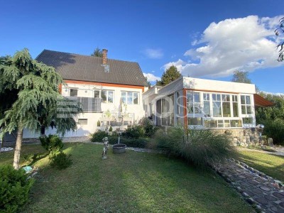 Herrliches Domizil mit traumhaftem Garten!