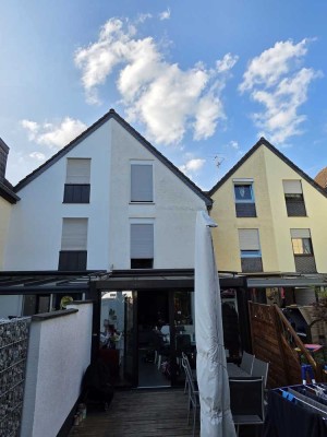 Familienfreundliches Reihenmittelhaus in ruhiger Spielstraße von Leverkusen-Schlebusch