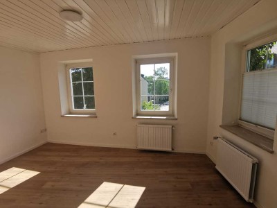 Teilmöblierte 5-Zimmer-Wohnung  in Freising