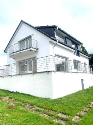 IMWRC – Traumhaus in Hückeswagen: frisch saniertes 1-2 FH mit exquisiter Ausstattung und Fernblick!
