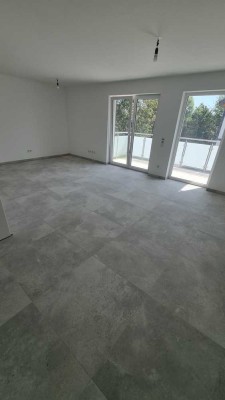 Stilvolle 3-Zimmer-Wohnung mit Balkon im modernen neuen Mehrfamilienhaus