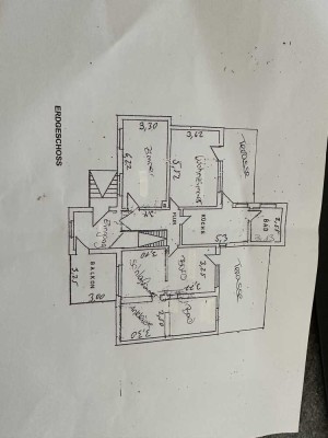 Attraktive 5-Zimmer-Erdgeschosswohnung mit Balkon in Bad Münder