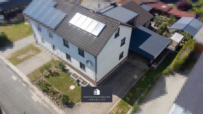 Charmante Doppelhaushälfte mit Garten und Carport in ruhiger Lage von Schnaittenbach