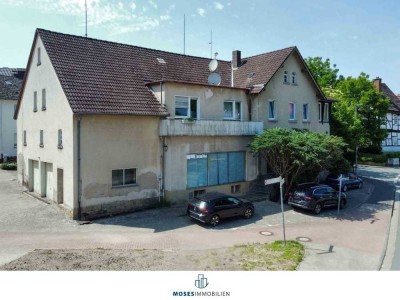 Rendite & Eigenbezug: Sanierungsbedürftiges Mehrfamilienhaus mit 4 Wohneinheiten in Brakelsiek