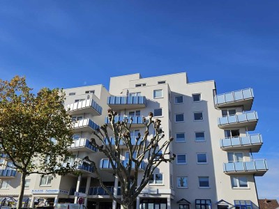 ---Frei zum 01.02.26 --- Großzügige 2 Zimmer Wohnung mit 2 Balkonen in zentraler Lage