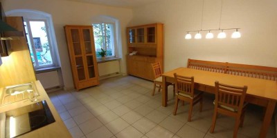 Ruhige 2,5 Zimmer Altbauwohnung in Regensburg Kreuzgasse