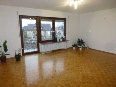 Gepflegte 4-Raum-Wohnung mit Balkon in Neunkirchen am Sand, Ortsteil Speikern