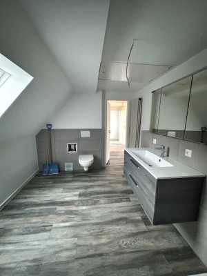 Erstbezug nach Sanierung. Tolle Dachgeschoßwohnung in zentraler Lage von Albstadt-Ebingen