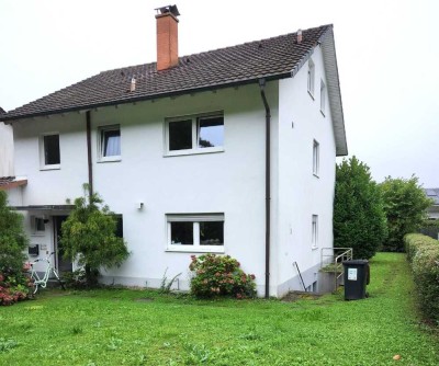 Mehrgenerationenhaus in ruhigem Wohngebiet mit großem Grundstück
