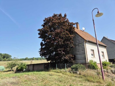 Grundstück mit Entwicklungspotenzial in ruhiger Randlage