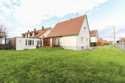 Eigenheim mit Garten, Vollkeller und Garage in naturnaher Lage