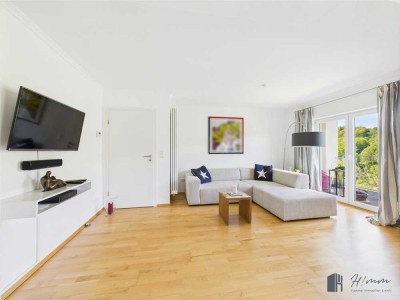 Modernes Wohnen auf hohem Niveau: Exklusive Eigentumswohnung mit Balkon, Sauna und Garage!