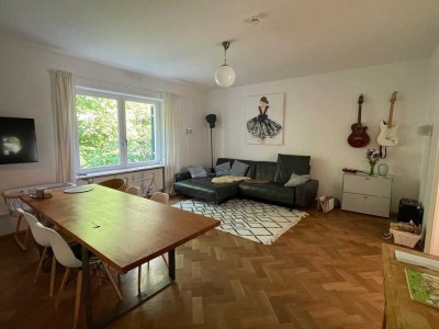 Attraktive 4-Zimmer-Altbauwohnung mit herrlichem Gemeinschaftsgarten