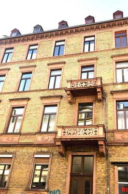 Schön geschnittene und sanierte Altbauwohnung im Herzen von Wiesbaden