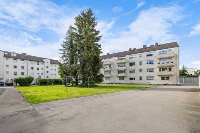 Zentral in A-Göggingen! Sofort bezugsfreie 2-ZKB mit Balkon