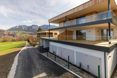 Neubauwohnung am Attersee mit großer Terrasse