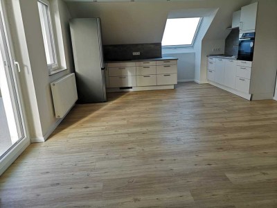 Helle Dachgeschoßwohnung mit sensationellem Weitblick in Hille-Oberlübbe