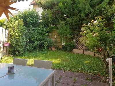 Schöne 3-Zimmer- EG-Wohnung mit kleinem Gartenanteil