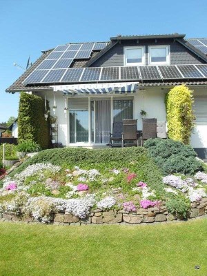 Wohnen in grüner Lage * sonnige Terrasse & Garten* PV-Anlage für autarke Stromversorgung