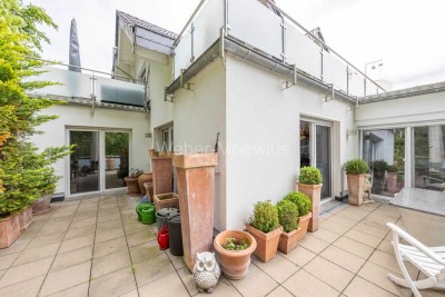 Sehr gepflegte 3-Zimmer-Wohnung mit großem Balkon und Tiefgaragen-Stellplatz