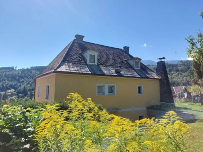 Ein Haus mit 3 Wohnbereichen in Seeboden