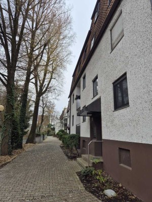 Großzügige 1,5 ZKB-Wohnung  mit hochwertiger Ausstattung   --Erbbaurecht--