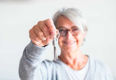 Barrierefreie 2,5-Zimmer-Wohnung in moderner Wohnanlage