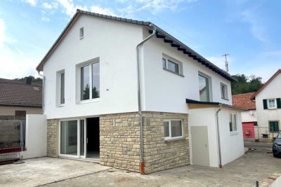 Modernisiertes Einfamilienhaus mit separater Halle in Wachenheim an der Weinstraße