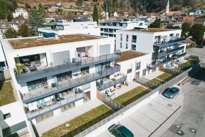 Moderne 3-Zimmer-Terrassenwohnung mit Garten und gehobener Innenausstattung in Zell im Wiesental