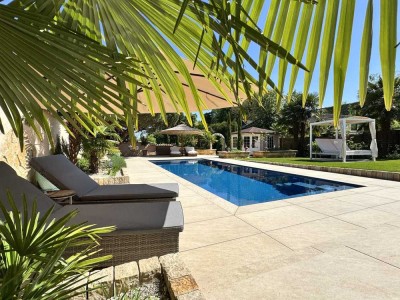 Exklusives Anwesen mit eigenem Poolparadies, Photovoltaikanlage und Luxusausstattung in Brühl