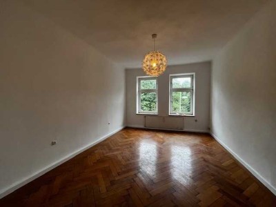 Renovierte 4-Zimmer-Wohnung im sanierten Altbau – Schlachthofviertel