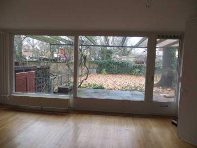 Helle 3-Zimmer-Wohnung mit Terrasse und eigenem Garten in Karlsruhe Innenstadt/West