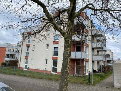 1 - Zimmer Wohnung mit Balkon im Herzen von Laatzen