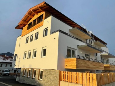 schöne große Wohnung mit Balkon und Tiefgarage in Bad Häring