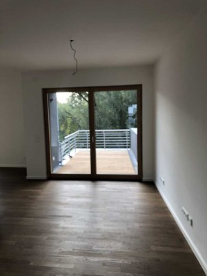 Exklusive 4-Zimmer-Wohnung in Nürnberg mit Seeblick